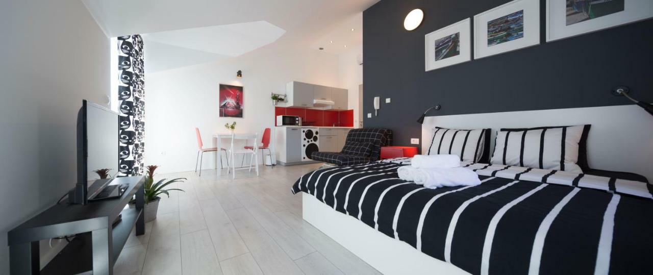 Apartments Denis Makarska Exterior foto
