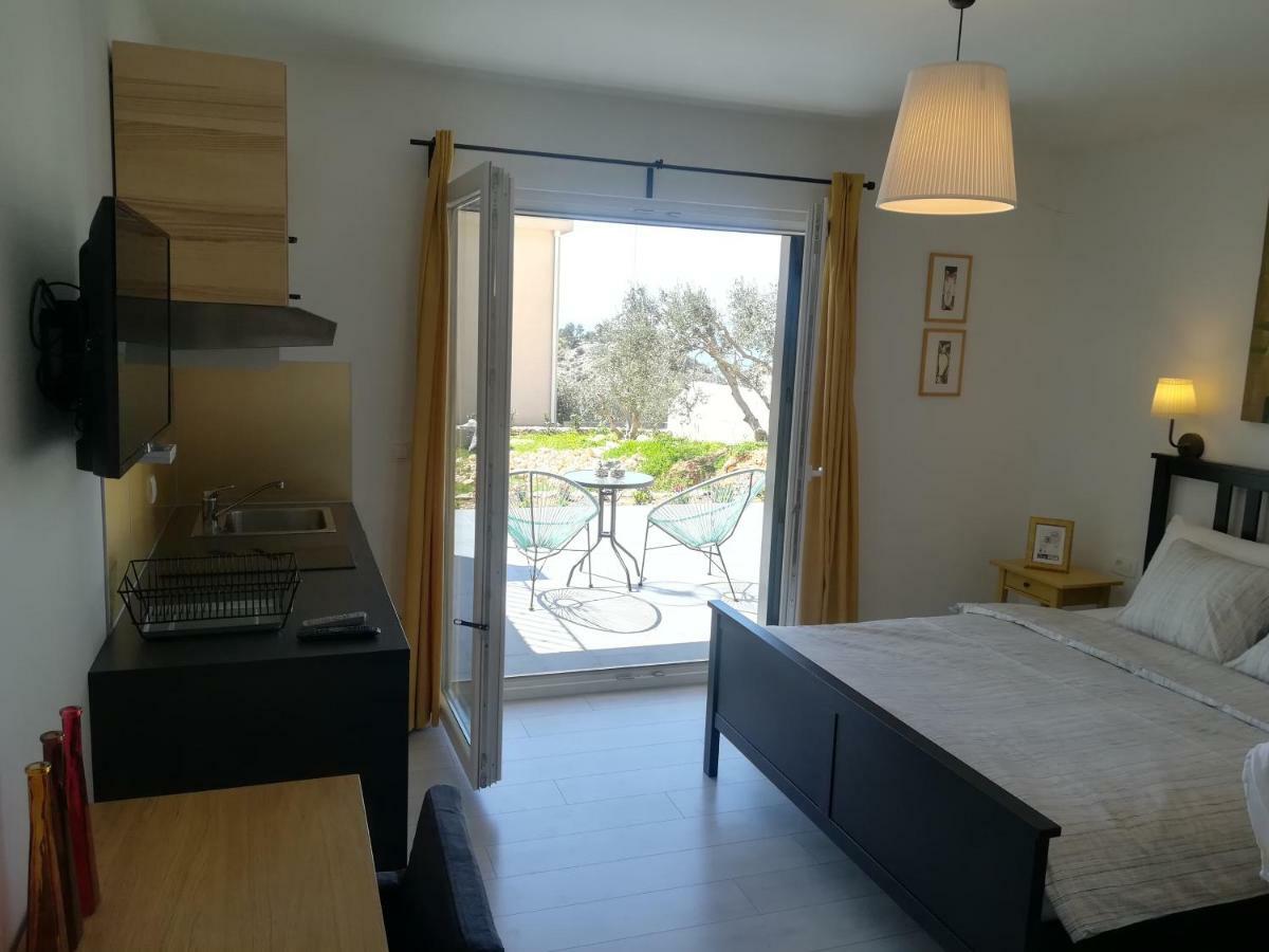 Apartments Denis Makarska Exterior foto